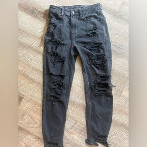 American Eagle black mom jeans